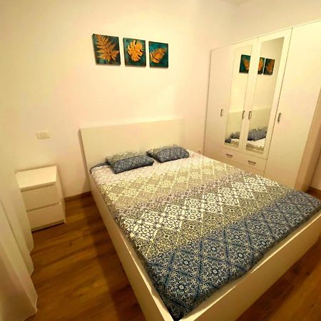 Bellagio - Cozy Apartment With Free Gym Boekarest Buitenkant foto