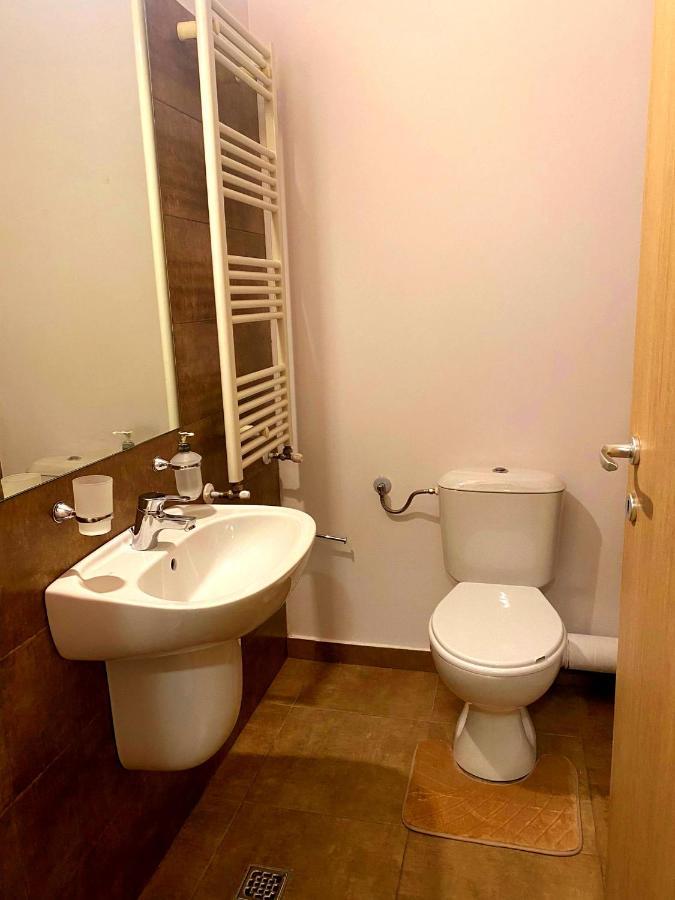 Bellagio - Cozy Apartment With Free Gym Boekarest Buitenkant foto