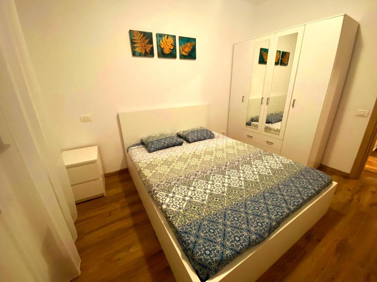Bellagio - Cozy Apartment With Free Gym Boekarest Buitenkant foto