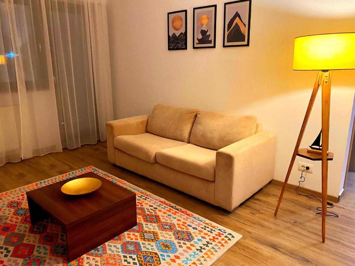 Bellagio - Cozy Apartment With Free Gym Boekarest Buitenkant foto