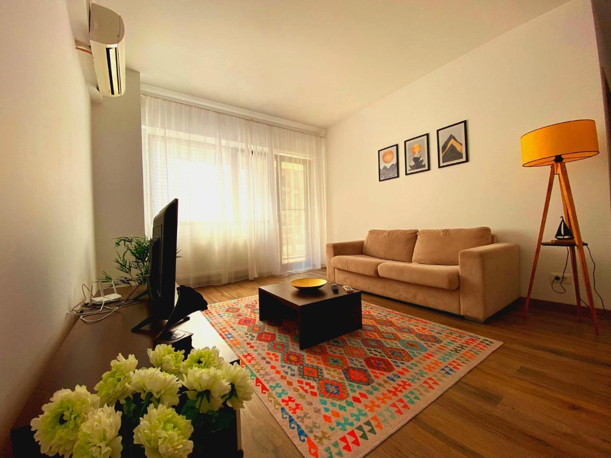 Bellagio - Cozy Apartment With Free Gym Boekarest Buitenkant foto