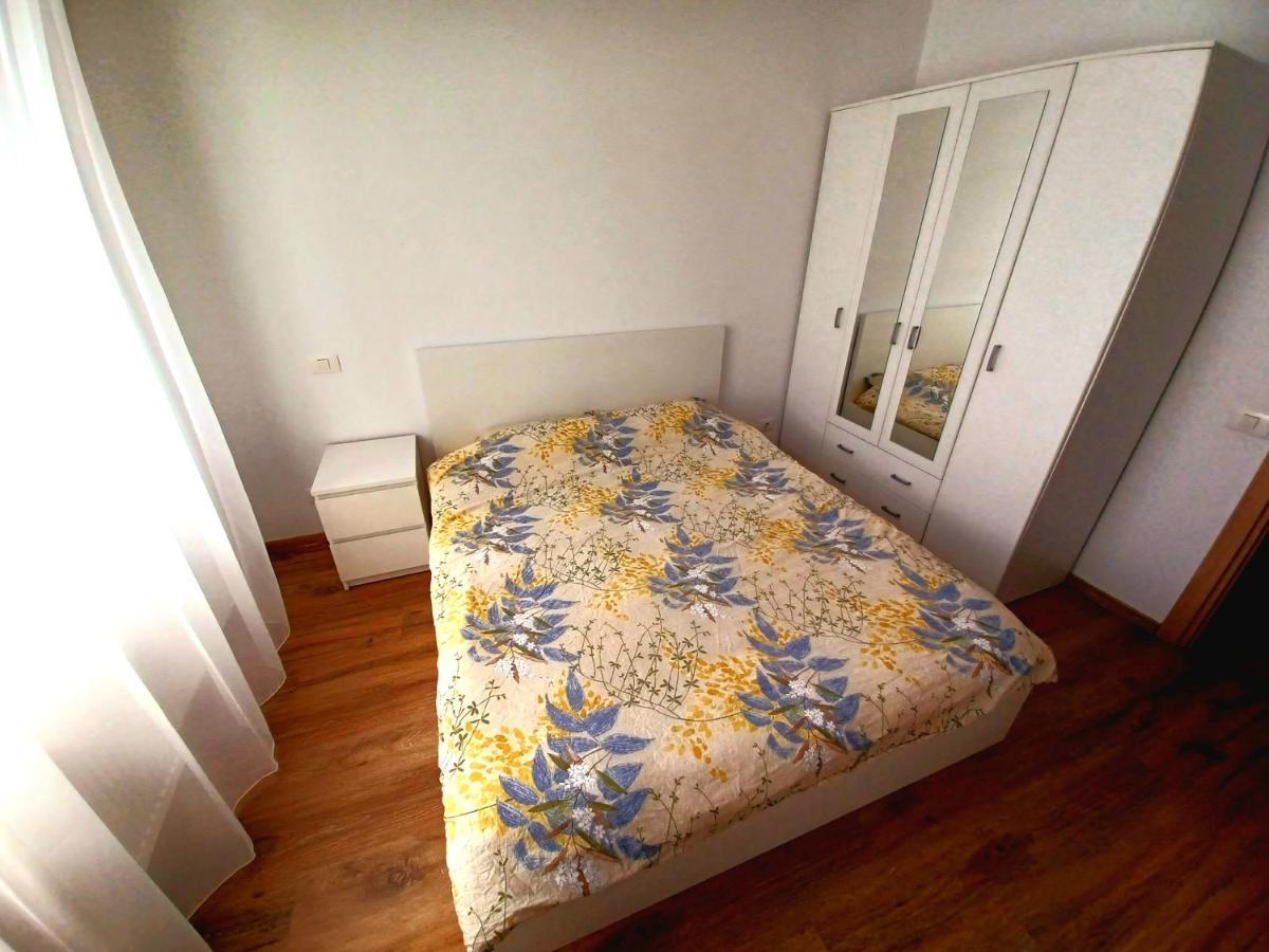 Bellagio - Cozy Apartment With Free Gym Boekarest Buitenkant foto